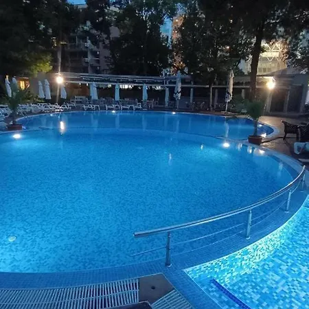 Excelsior Apartman *